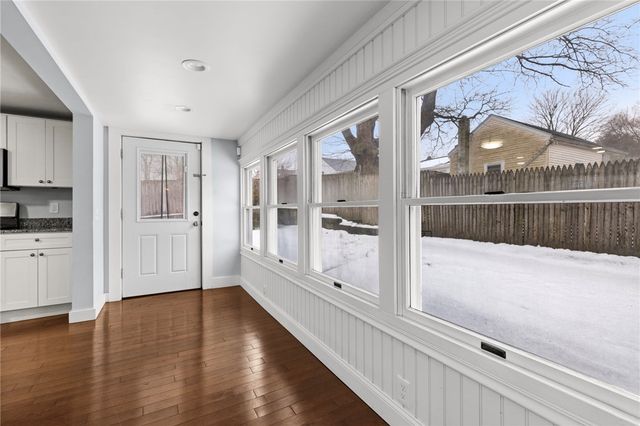 32 Pilgrim Avenue, Coventry, RI 02816