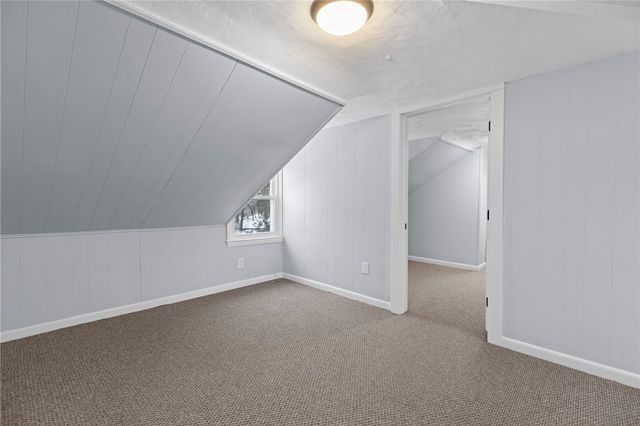 32 Pilgrim Avenue, Coventry, RI 02816