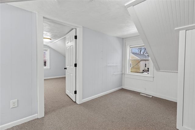 32 Pilgrim Avenue, Coventry, RI 02816