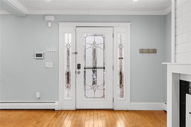 32 Pilgrim Avenue, Coventry, RI 02816