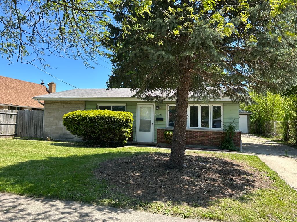 1353 STANLEY Boulevard, Calumet City, IL 60409