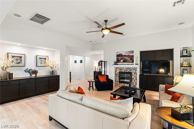 5911 Hansford Ranch Avenue, Las Vegas, NV 89131