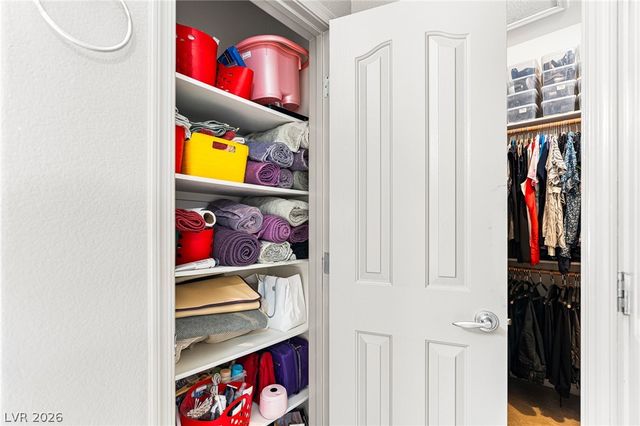 5911 Hansford Ranch Avenue, Las Vegas, NV 89131