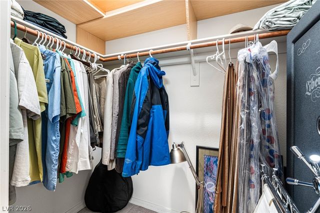 5911 Hansford Ranch Avenue, Las Vegas, NV 89131