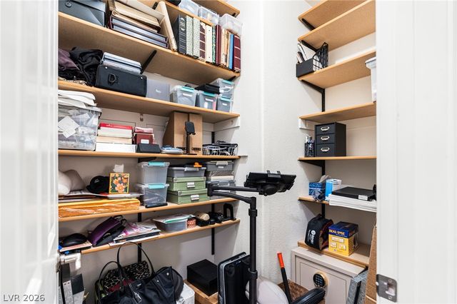 5911 Hansford Ranch Avenue, Las Vegas, NV 89131