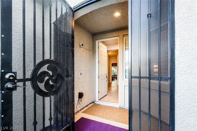 5911 Hansford Ranch Avenue, Las Vegas, NV 89131