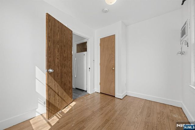 8-02 Henderson Boulevard, Fair Lawn, NJ 07410