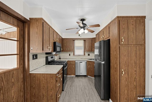 8-02 Henderson Boulevard, Fair Lawn, NJ 07410