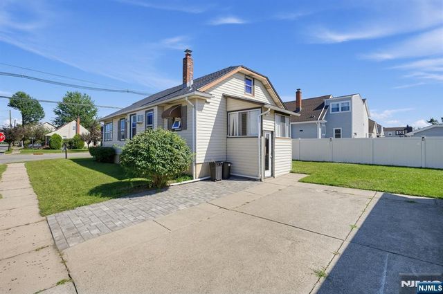 8-02 Henderson Boulevard, Fair Lawn, NJ 07410