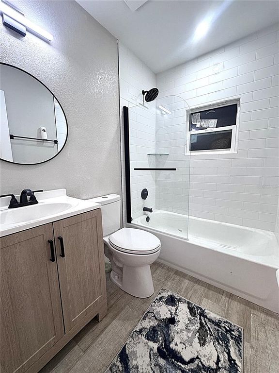 Image 6 of property listing at 903 KING STREET, Plant City, FL 33563