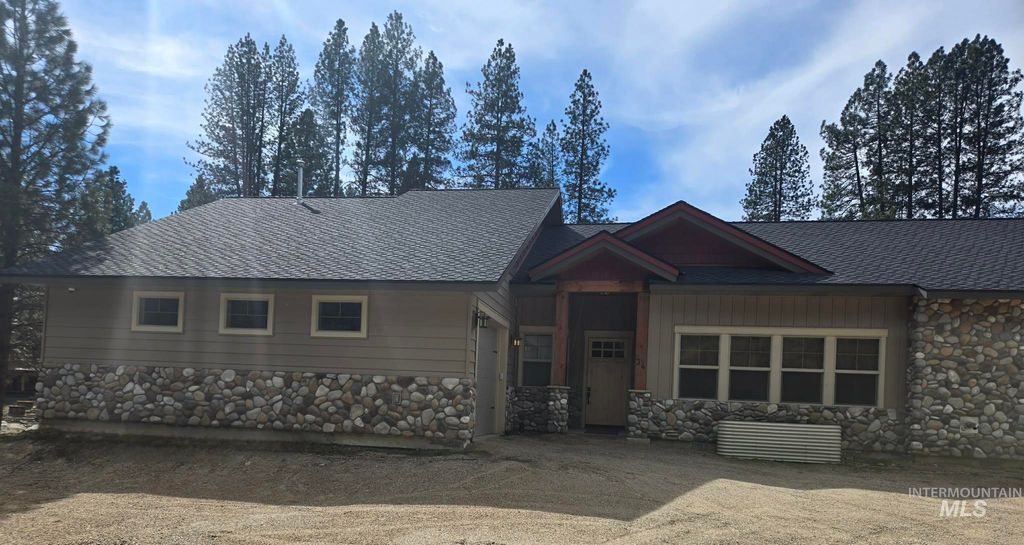 34 & 36 Kevins Way, Garden Valley, ID 83622 photo 3