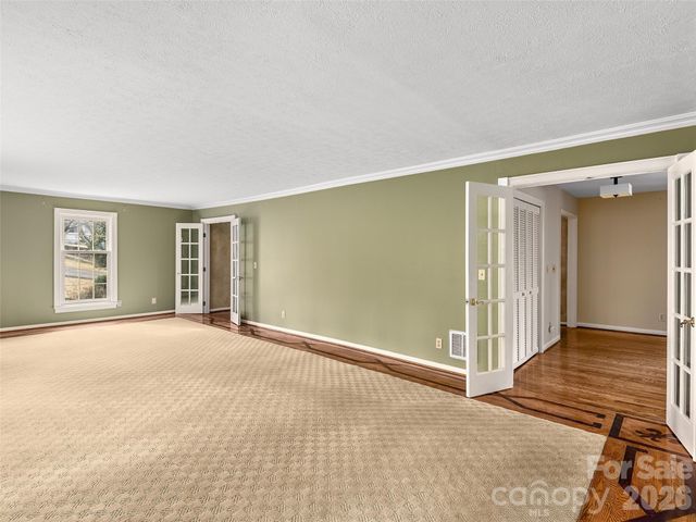 110 Glengary Drive, Flat Rock, NC 28731