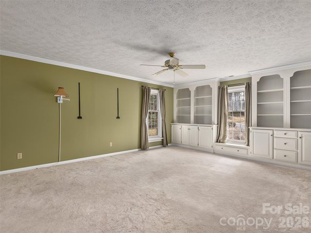 110 Glengary Drive, Flat Rock, NC 28731