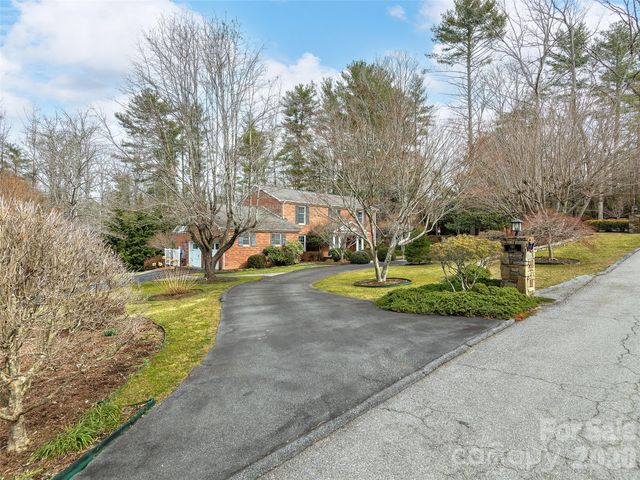 110 Glengary Drive, Flat Rock, NC 28731