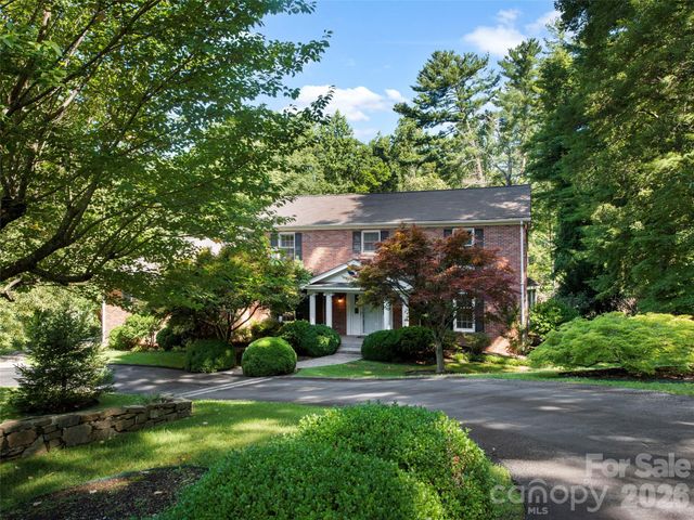 110 Glengary Drive, Flat Rock, NC 28731