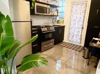 439 15th St 16, Miami Beach, FL 33139