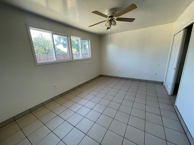 703 Flower St, Turlock, CA 95380