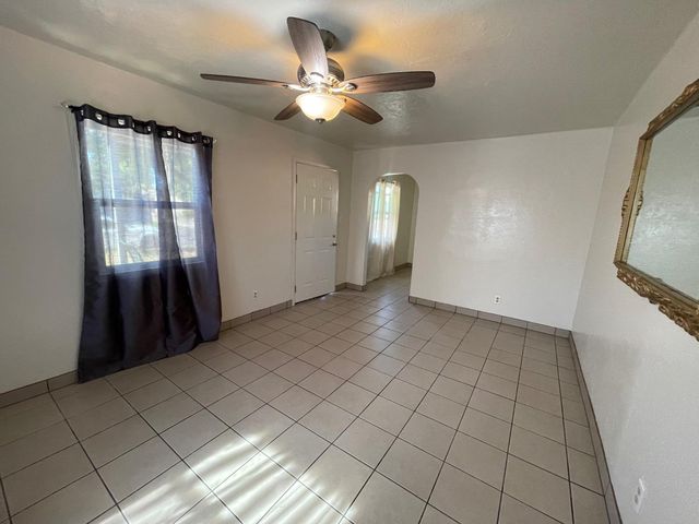 703 Flower St, Turlock, CA 95380