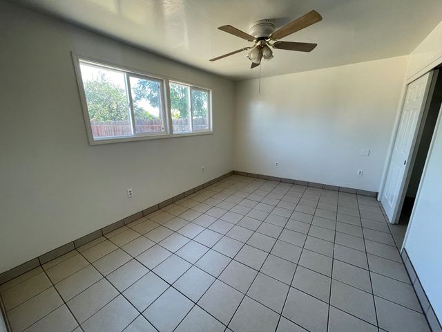 703 Flower St, Turlock, CA 95380