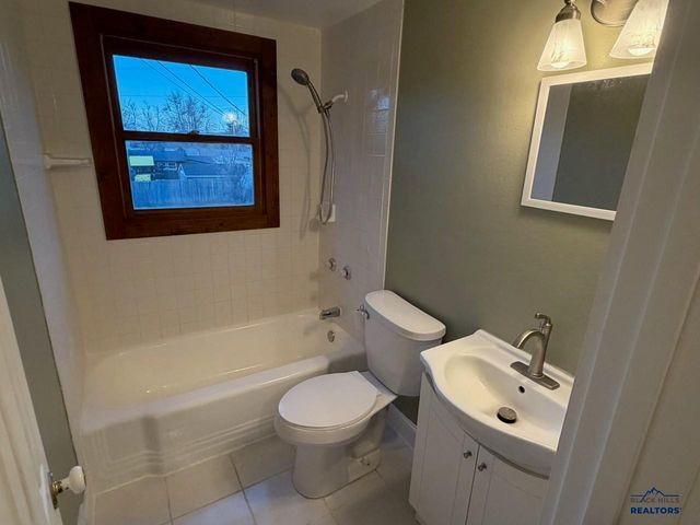 2722 LANARK RD, Rapid City, SD 57702