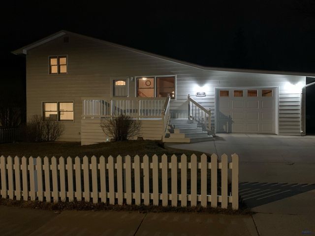 2722 LANARK RD, Rapid City, SD 57702