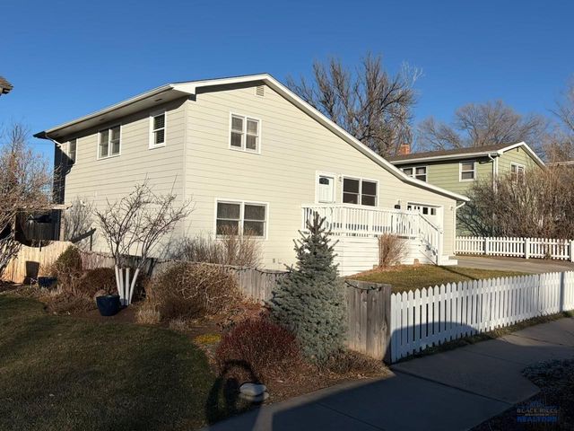 2722 LANARK RD, Rapid City, SD 57702
