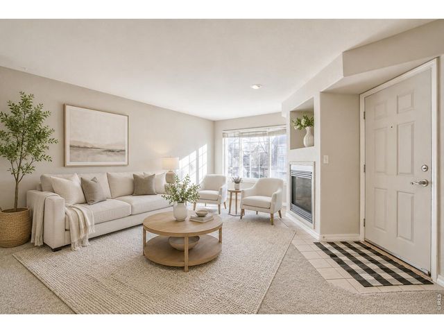 5551 Cornerstone Dr B8, Fort Collins, CO 80528