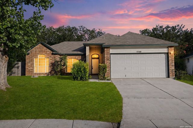 5346 Chestnut View Dr, San Antonio, TX 78247