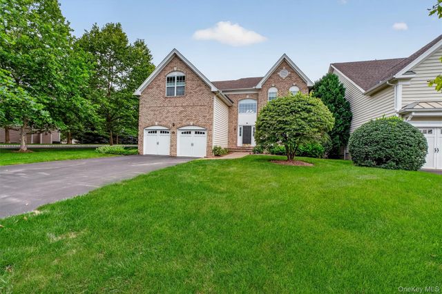 201 Roosevelt Drive, Fishkill, NY 12524