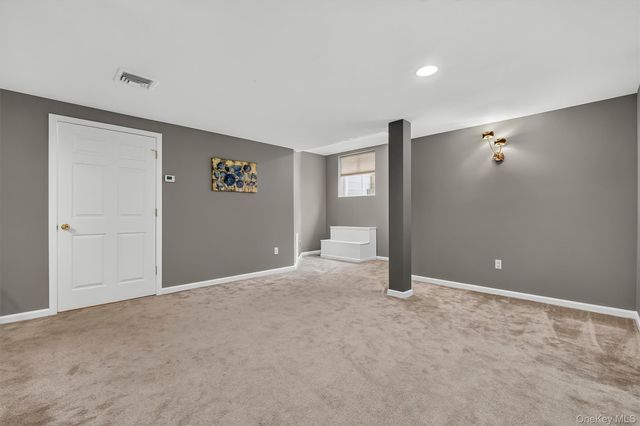 201 Roosevelt Drive, Fishkill, NY 12524