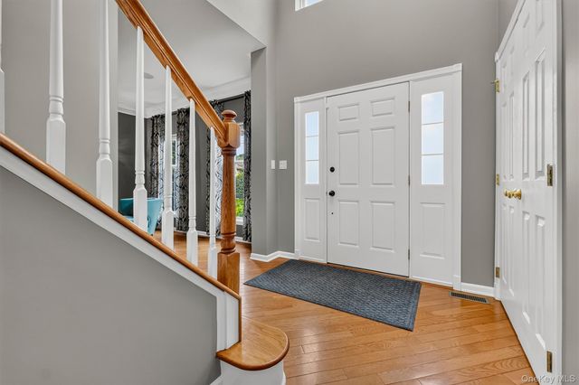 201 Roosevelt Drive, Fishkill, NY 12524