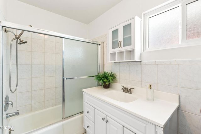 630 E Orange Grove Avenue A, Burbank, CA 91501
