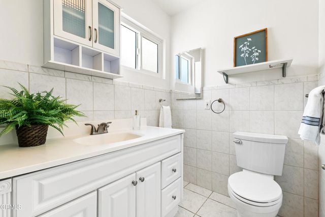 630 E Orange Grove Avenue A, Burbank, CA 91501