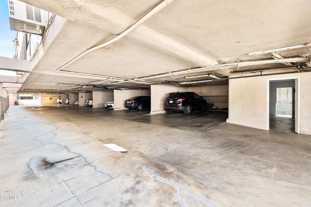 630 E Orange Grove Avenue A, Burbank, CA 91501
