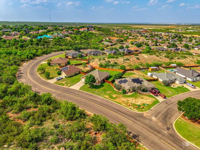 1106 Hunters Glen Road, San Angelo, TX 76901
