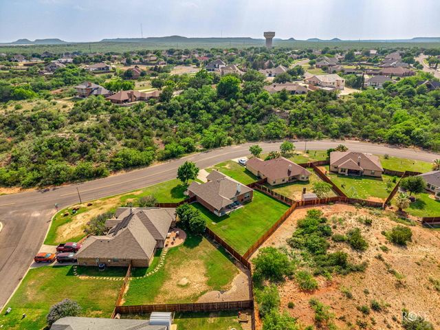 1106 Hunters Glen Road, San Angelo, TX 76901