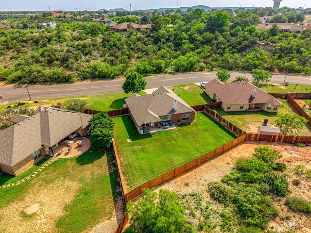 1106 Hunters Glen Road, San Angelo, TX 76901