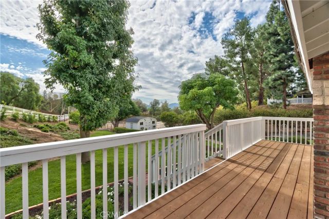 30041 Los Nogales, Temecula, CA 92591