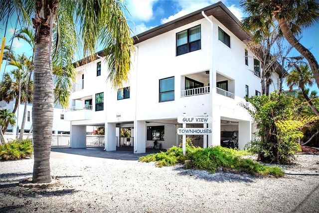 3701 5TH AVENUE 1, Holmes Beach, FL 34217