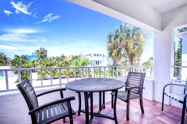 3701 5TH AVENUE 1, Holmes Beach, FL 34217