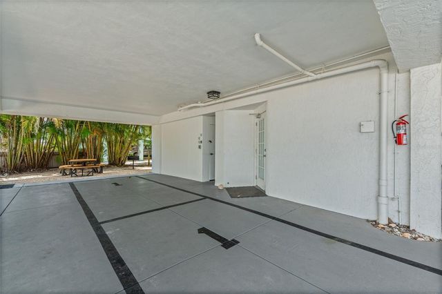 3701 5TH AVENUE 1, Holmes Beach, FL 34217