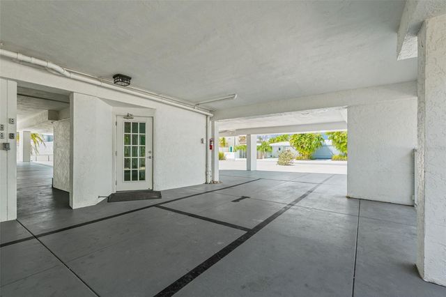 3701 5TH AVENUE 1, Holmes Beach, FL 34217