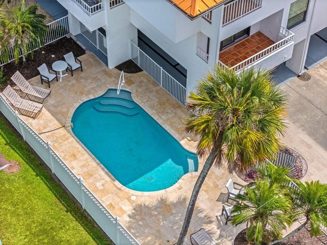 3701 5TH AVENUE 1, Holmes Beach, FL 34217