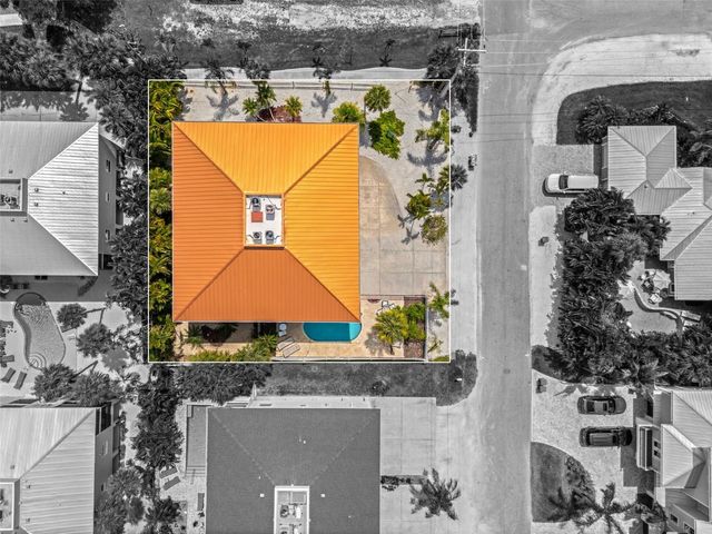 3701 5TH AVENUE 1, Holmes Beach, FL 34217