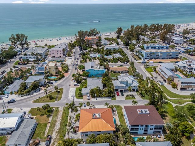 3701 5TH AVENUE 1, Holmes Beach, FL 34217