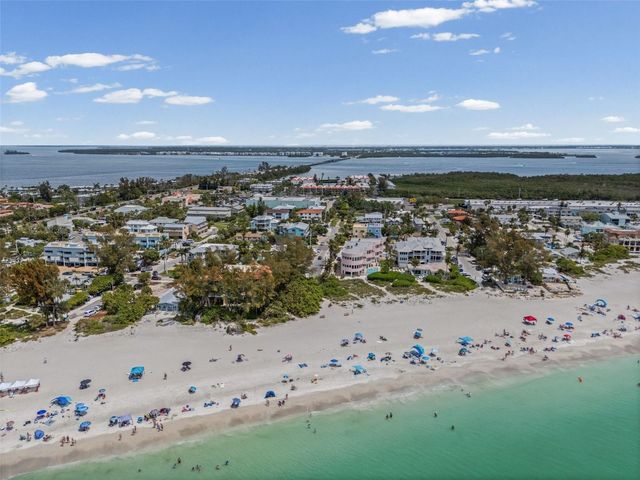 3701 5TH AVENUE 1, Holmes Beach, FL 34217