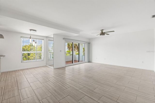 3701 5TH AVENUE 1, Holmes Beach, FL 34217