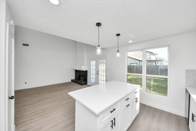 2911 Meadowgrass Lane, Houston, TX 77082