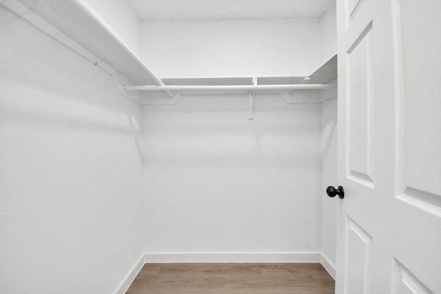 2911 Meadowgrass Lane, Houston, TX 77082