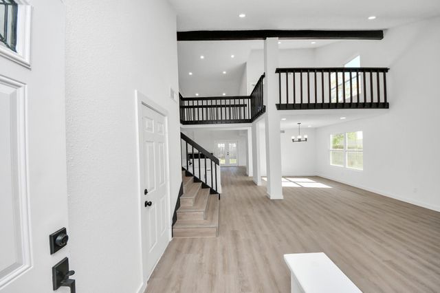 2911 Meadowgrass Lane, Houston, TX 77082